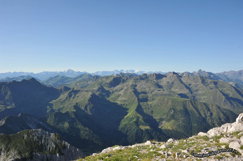 38 Panorama sulle Alpi.JPG